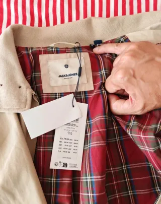 Chaqueta Harrington Jack & Jones Beige