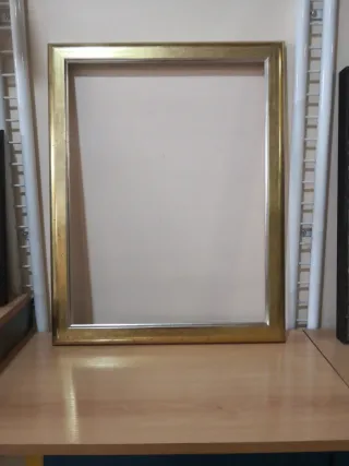 Marco de madera dorasopara cuadro