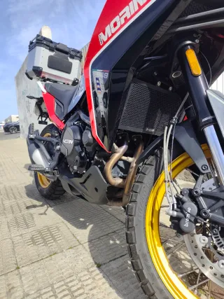 Moto Morini X-Cape 650 gold edition adventure