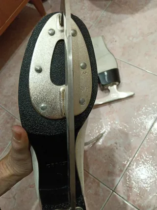 Pattini di ghiaccio bianchi