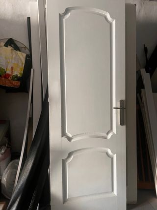 Puerta de madera interior