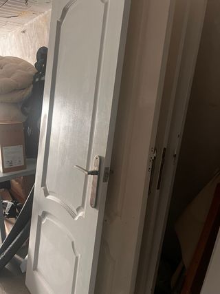Puerta de madera interior