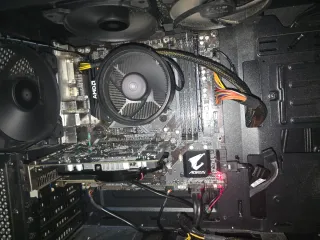 Placa Base AORUS + CPU