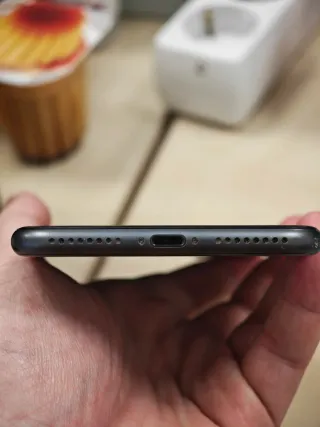 iPhone 8 Plus Space Gray