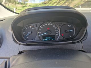 FORD KA+ 1.2 –70CV – 5 PUERTAS – ÚNICO PROPIETARIO