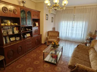 Zona colon. Piso 264m² con terraza y trastero