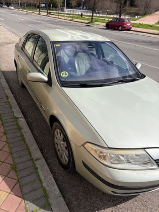 Renault Laguna - 1.8 - Gasolina - Manual - 180.000