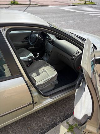 Renault Laguna - 1.8 - Gasolina - Manual - 180.000