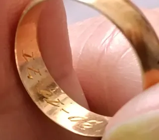 Alianza oro 18K clásica