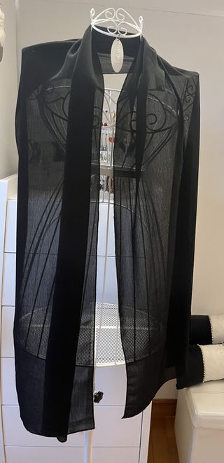 Pañuelo negro elegante