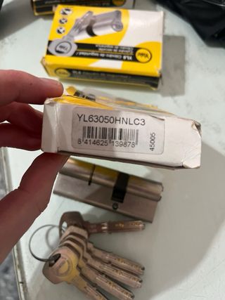 Cilindro Seguridad Yale YL6 + 5 Llaves