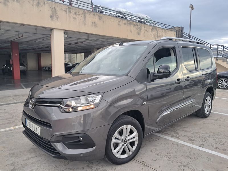 Toyota ProAce City Verso 1.2 Family Active Auto L1 2022