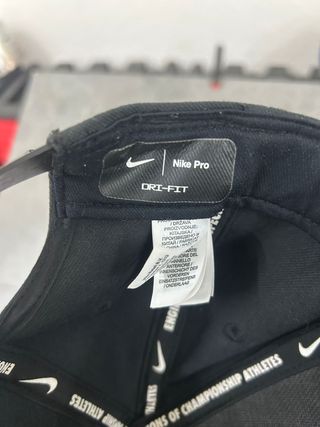 Gorra Nike Pro Dri-FIT Negra Ajustable