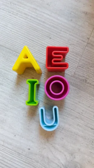 Juego educativo Chicco letras y formas