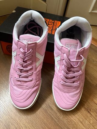 Zapatillas Munich rosas talla 38