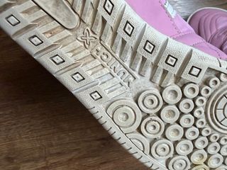 Zapatillas Munich rosas talla 38