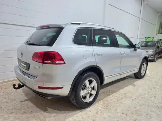 Volkswagen Touareg 2012