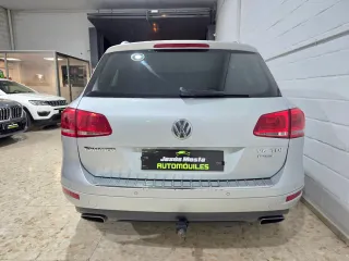 Volkswagen Touareg 2012