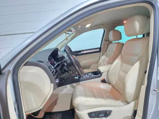 Volkswagen Touareg 2012