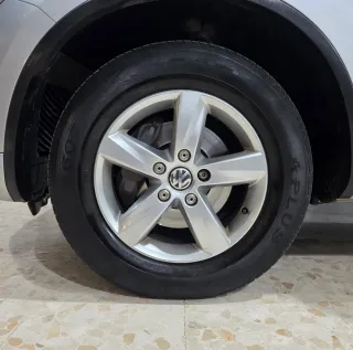 Volkswagen Touareg 2012
