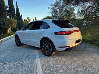 Porsche Macan 2020