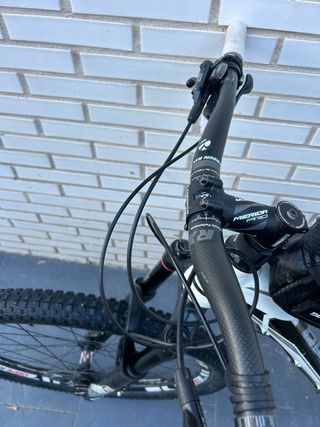 Bicicleta Merida MTB 29” doble suspensión