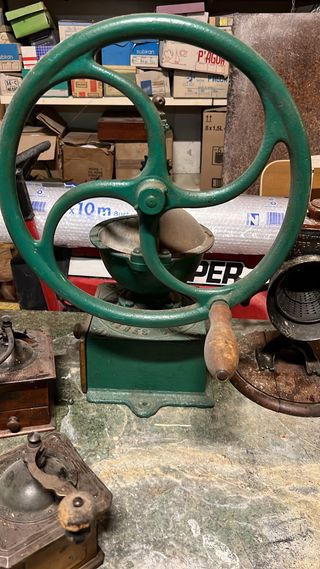 Lote de molinillos antiguos