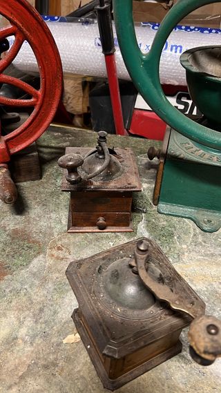 Lote de molinillos antiguos