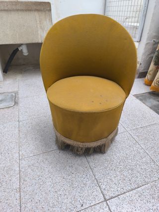 Sillon antiguo dormitorio