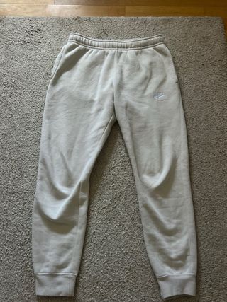 Pantalón Nike beige