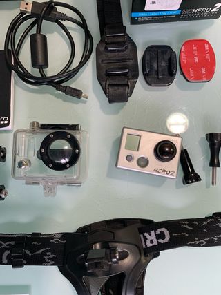 GoPro Hero 2 Fotocamera Azione + Accessori
