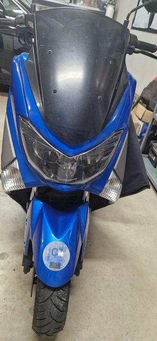 Yamaha Nmax 125 Scooter Azul