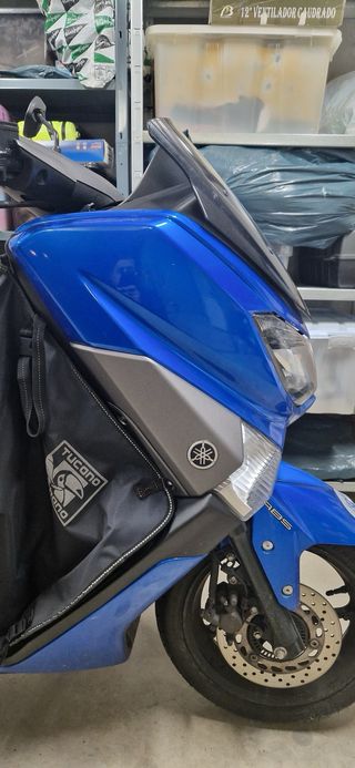 Yamaha Nmax 125 Scooter Azul