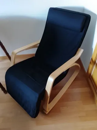 Sillón mecedora moderno