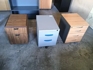 Muebles de oficina madera y metal