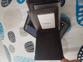 Billetera Fossil Piel Marrón RFID