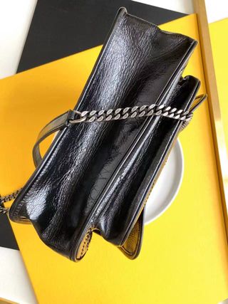 Bolso Saint Laurent Niki Cadena Negro