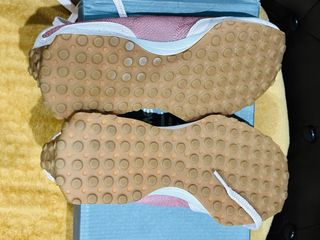 Zapatillas New Balance Rosa y Blanco