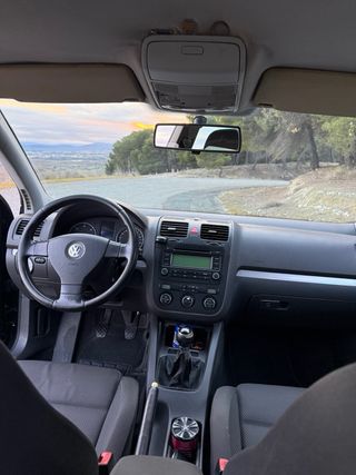 Volkswagen Golf 2.0 tdi 140cv