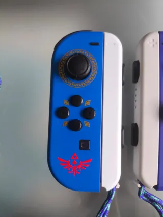 Joy-Con Zelda Skyward Sword Edición Limitada