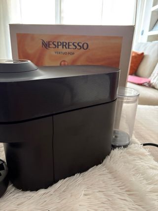 Cafetera Nespresso Vertuo Pop Negra