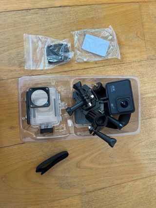 Cámara Deportiva SK8 4K WiFi Sumergible