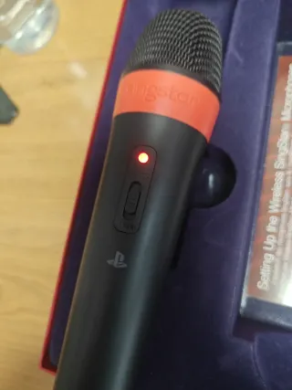 Micrófonos SingStar PS3 Inalámbricos + 2 Juegos