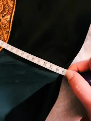 Traje Alicantina, Corpiño y falda