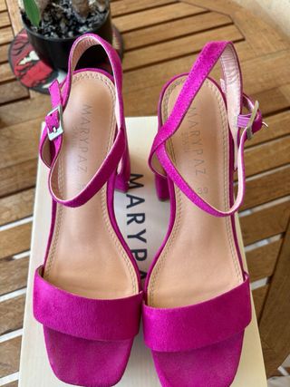Sandalias plataforma fucsia Marypaz