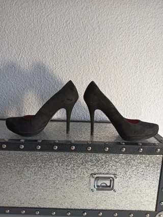 Zapatos de tacón Buffalo negros talla 38