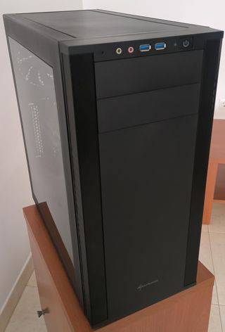 Caja PC Semitorre ATX Sharkoon M25-W Negra