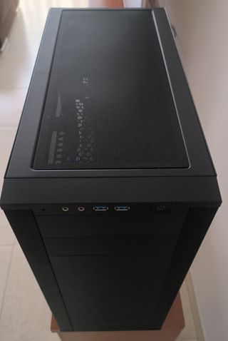 Caja PC Semitorre ATX Sharkoon M25-W Negra