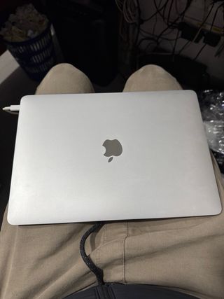 MacBook Air 13” A1932 2020 Plata