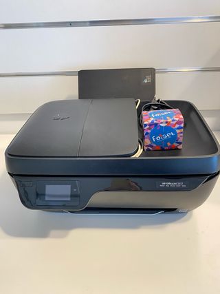 Impresora HP OfficeJet 3833 Multifunción BN+Color